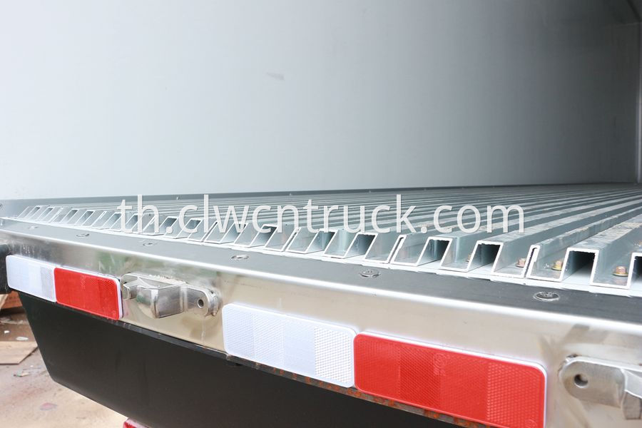 refrigerated trucks for sale details 4